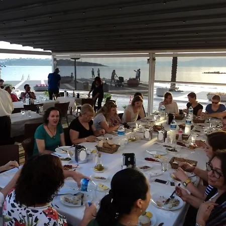 호텔 Pasifik Çeşme