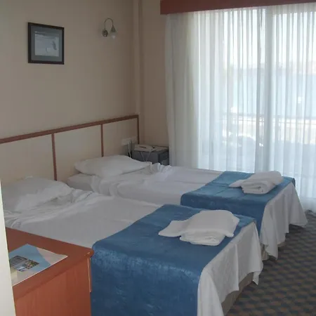 Hotel Pasifik 2*