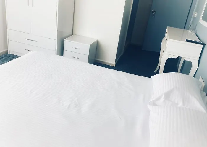 帕斯菲克酒店 2* Çeşme