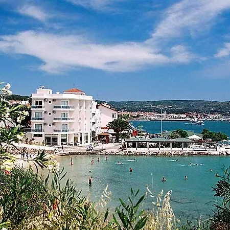 Pasifik Hotel Cesme